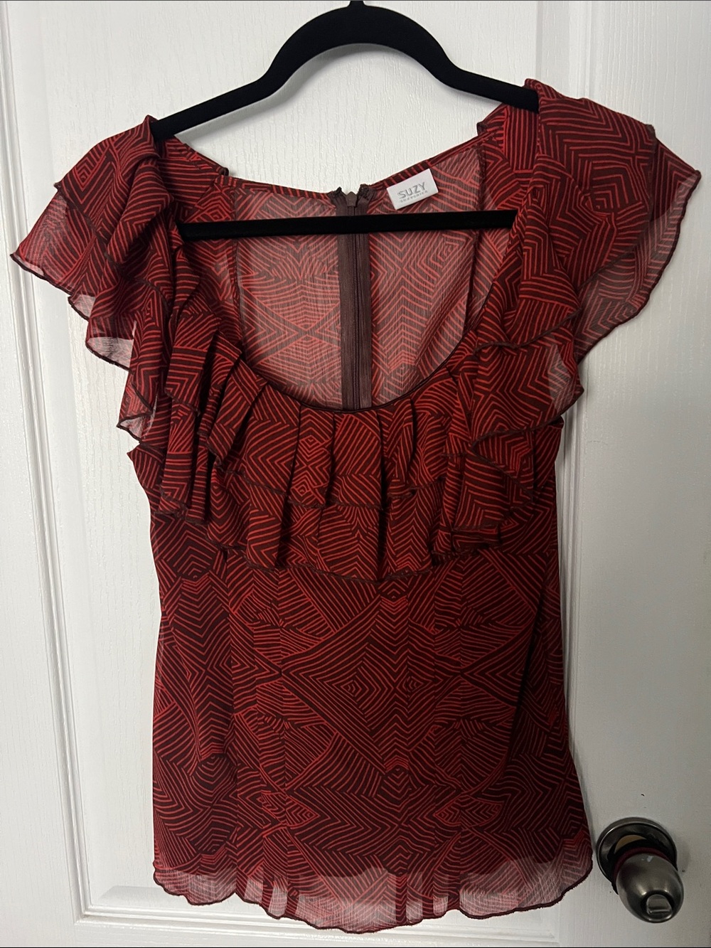 Suzy Shier Burgundy Geometric Ruffle Scoop Neck Blouse